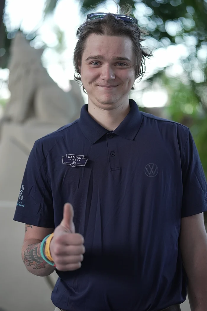 Damian Cobb_Tech_White