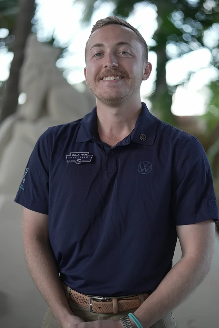 Jonathan McKeever_Sales_White